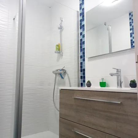 Sur Port - 78m2 Balcon Appartamento *