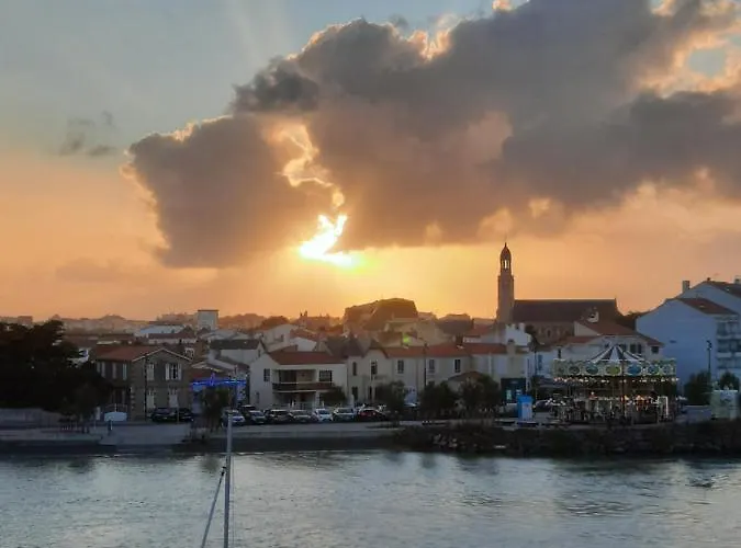 Sur Port - 78m2 Balcon 아파트